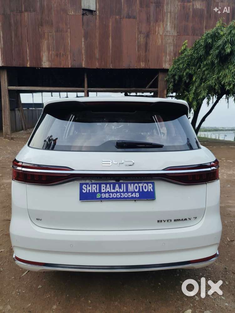 Byd Emax 7 Superior 6 Str, 2024, Electric