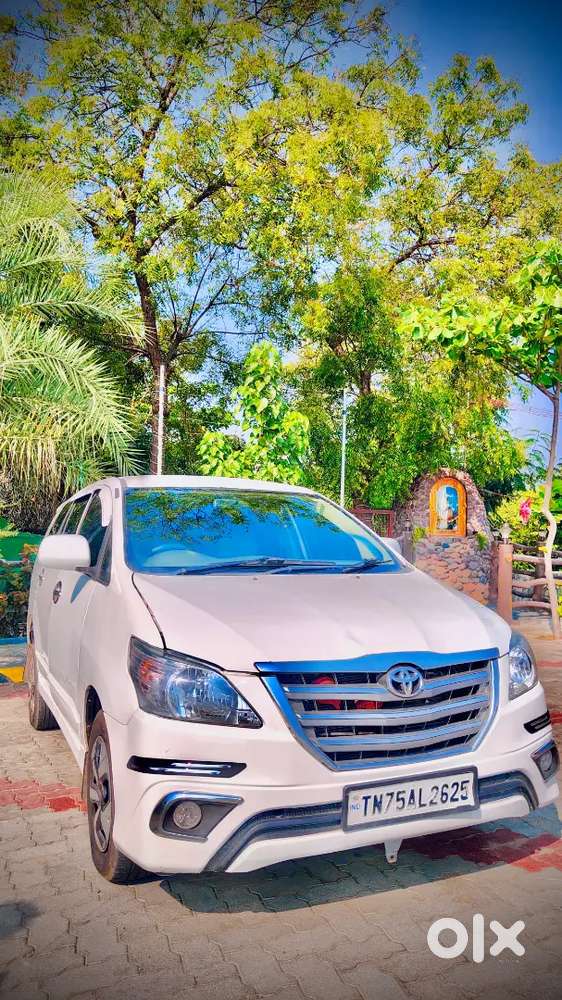 Toyota Innova 2011