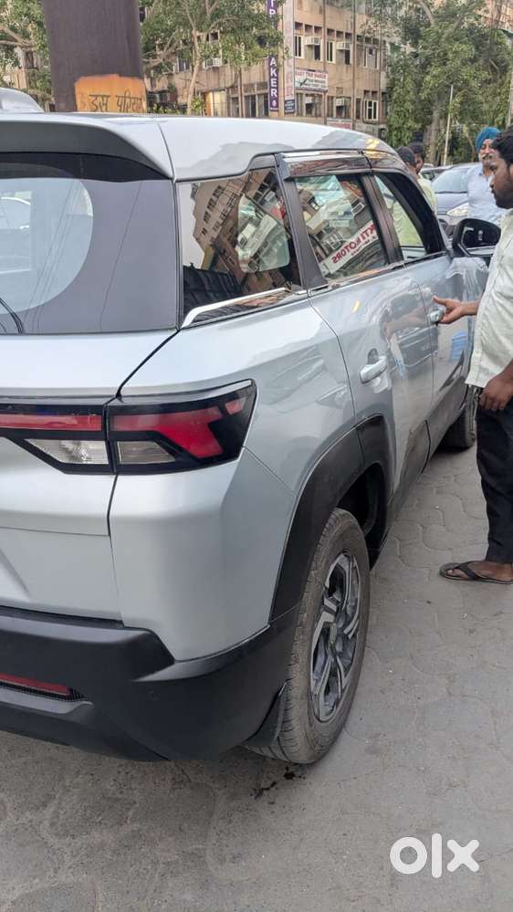 Maruti Suzuki Brezza 1.5 Lxi Cng, 2023, Cng & Hybrids
