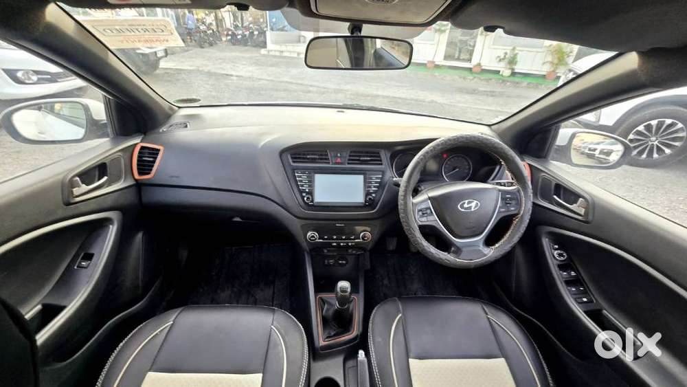 Hyundai I20 Asta 1.2 Mt Dual Tone, 2018, Petrol