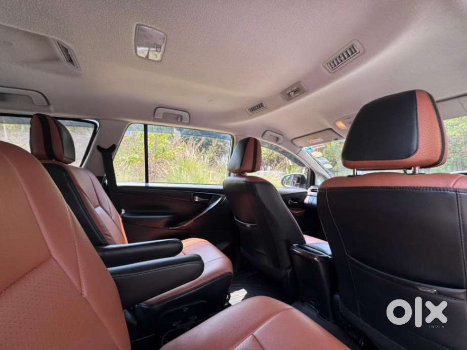 Toyota Innova Crysta 2.4 G Mt 7 Str, 2021, Diesel