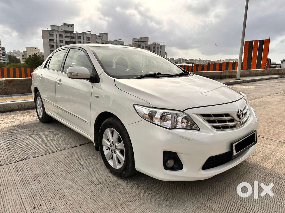 Toyota Corolla Altis [ ] 1.8 Vl At, 2012, Petrol