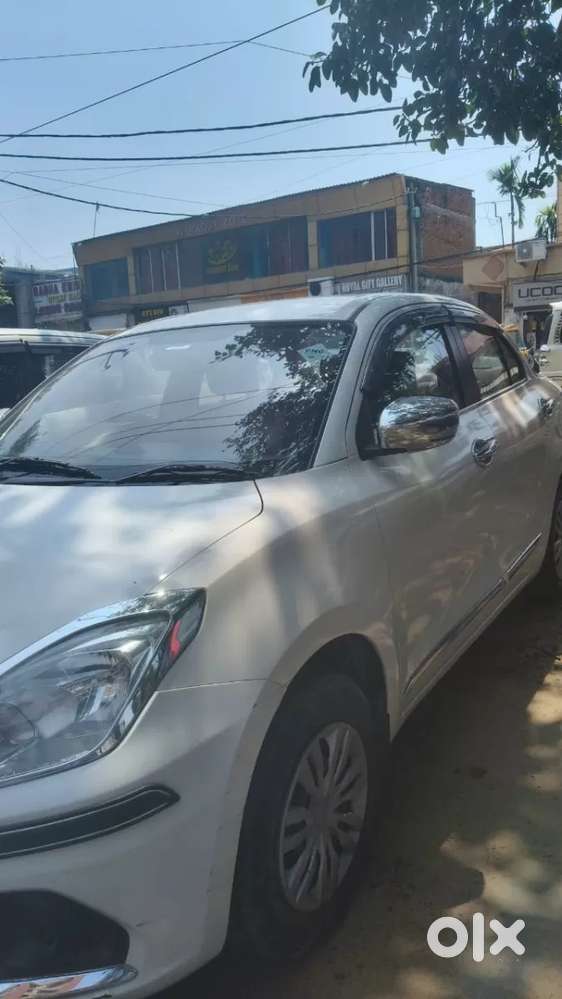 Maruti Suzuki Dzire 1.2 Vxi Cng, 2023, Cng & Hybrids