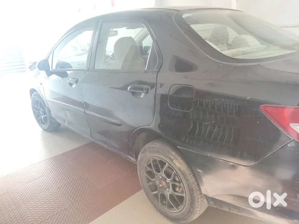 Honda City Zx Petrol 2005