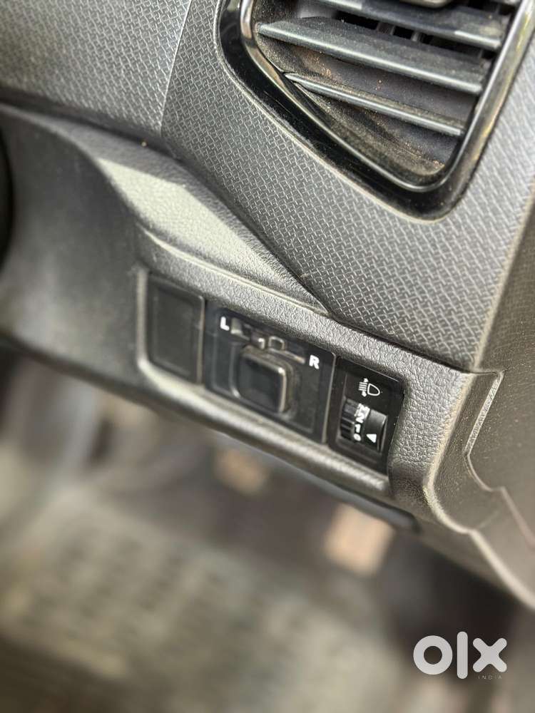 Maruti Suzuki Brezza Zdi+ Dual Tone, 2018, Diesel