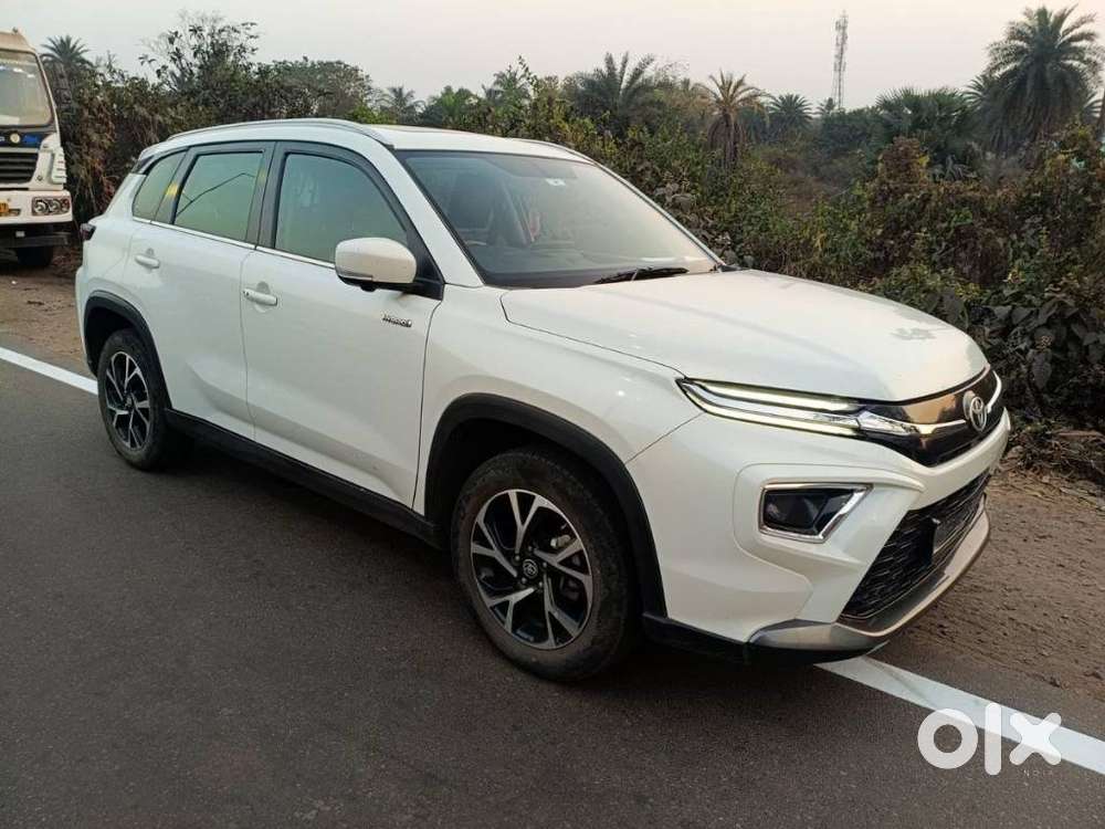 Toyota Urban Cruiser Hyryder 1.5 V Hybrid, 2023, Petrol