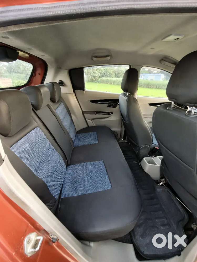 Mahindra Kuv 100 2016 Petrol