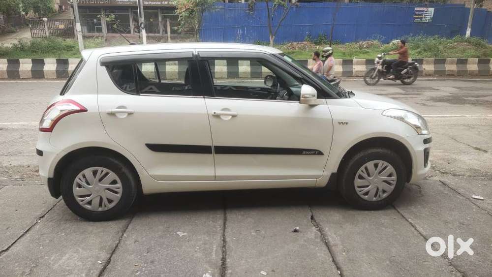 Maruti Suzuki Swift Vxi, 2017, Petrol