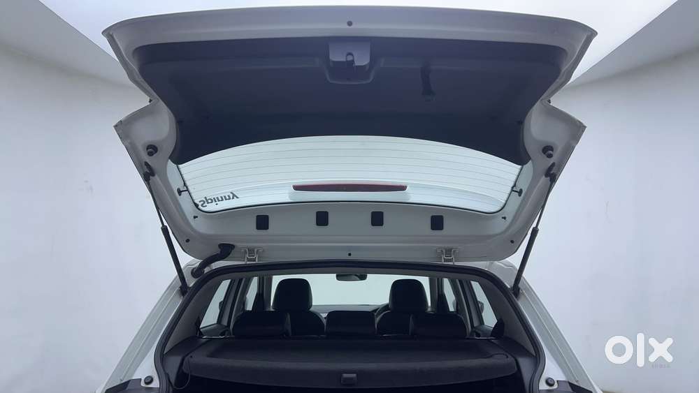 Volkswagen Taigun Topline 1.0 Tsi At (electric Seats), 2022, Petrol