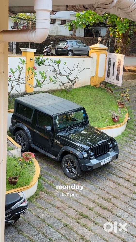 Mahindra Thar Petrol 2021