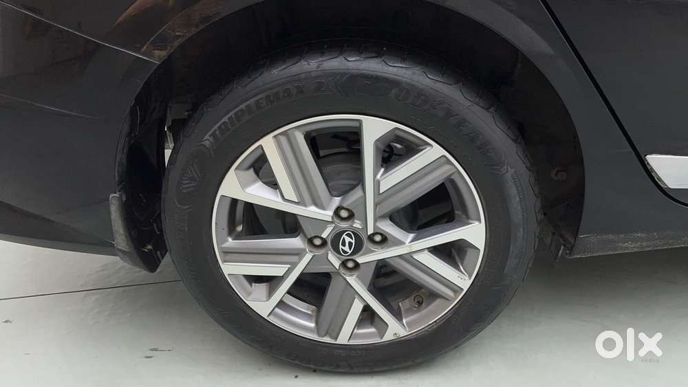 Hyundai Verna 1.5 Sx Petrol Mt, 2023, Petrol