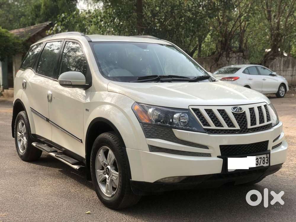 Mahindra Xuv500 W8 Dual Tone, 2015, Diesel