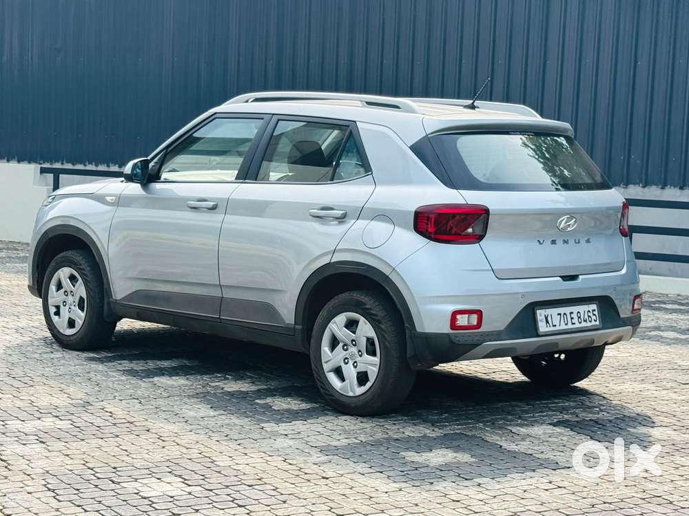 Hyundai Venue S 1.2 Petrol, 2019, Petrol