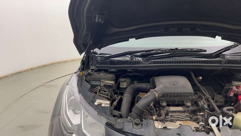 Tata Nexon 1.2 Revotron Xza Plus (o) Dual Tone, 2020, Petrol