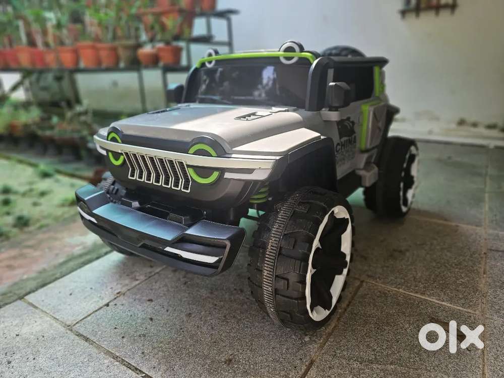 Electric ride on car