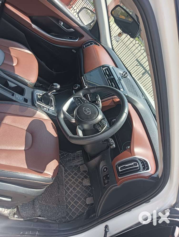 Hyundai Alcazar 1.5 Signature Diesel Mt 6 Str, 2022, Diesel