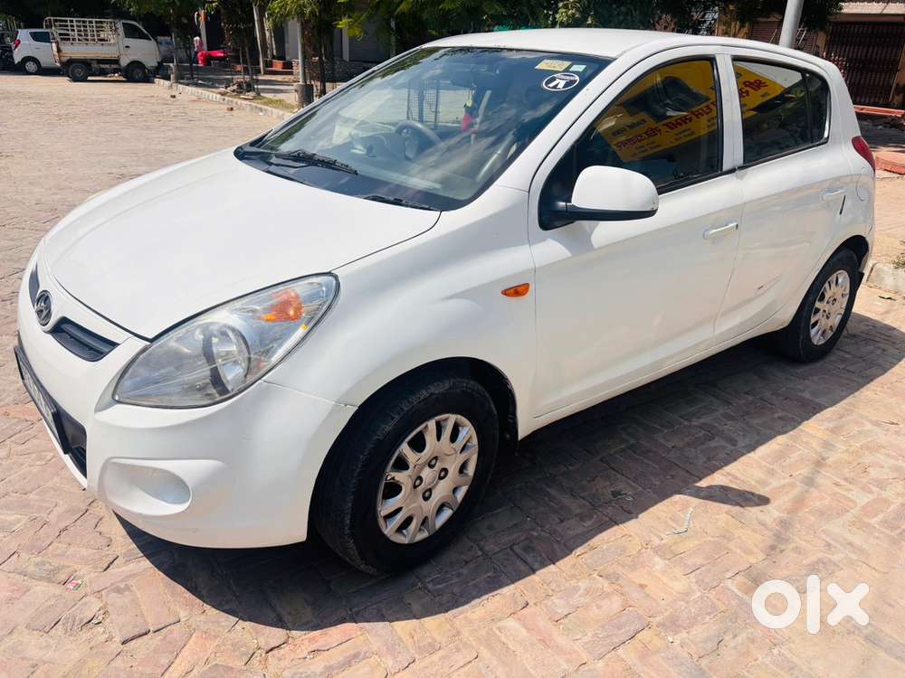 Hyundai I20 2009 Petrol+ Cng Manual Year