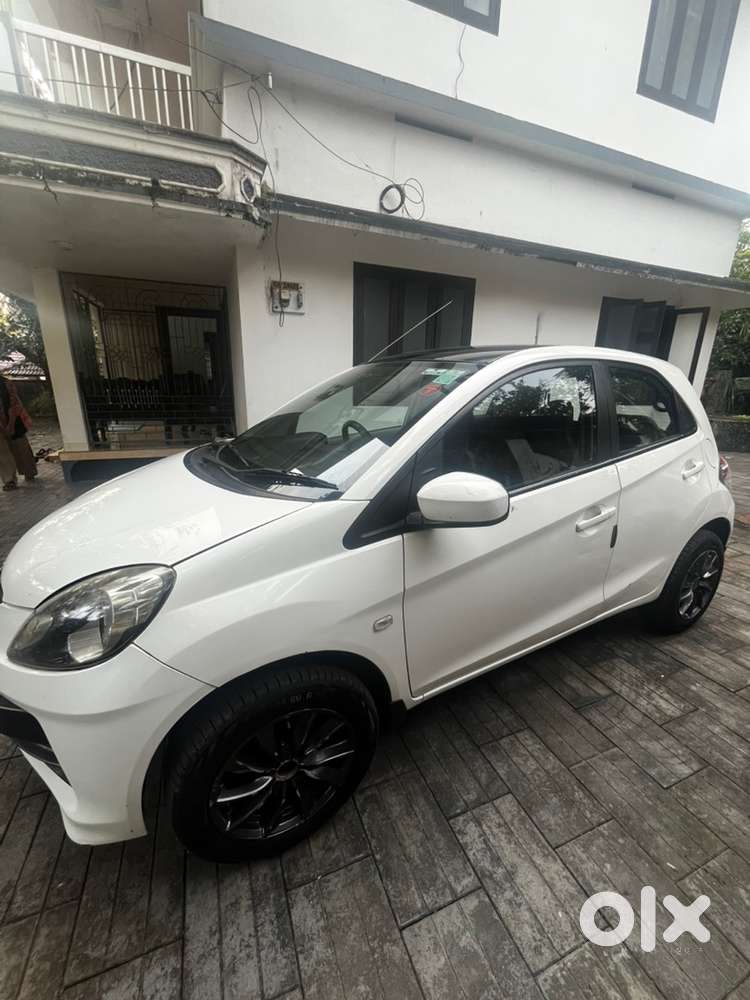Honda Brio 2014 Petrol Well Maintained
