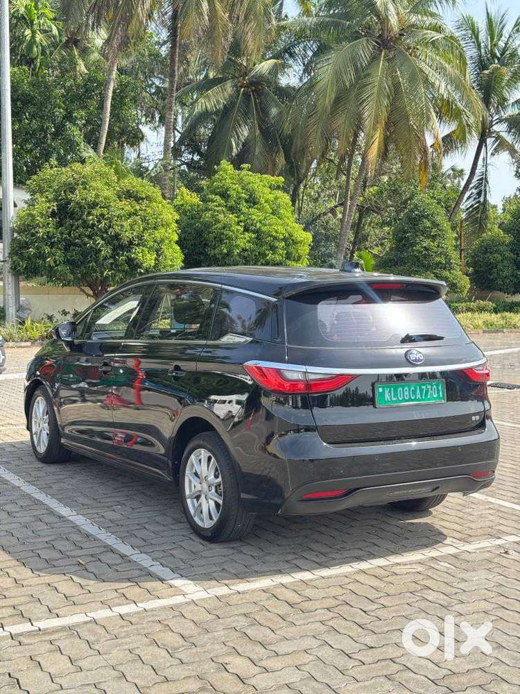 Byd E6 Electric, 2023