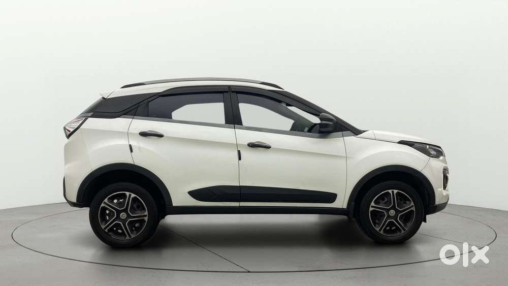 Tata Nexon 1.2 Revotron Xm (s), 2022, Diesel