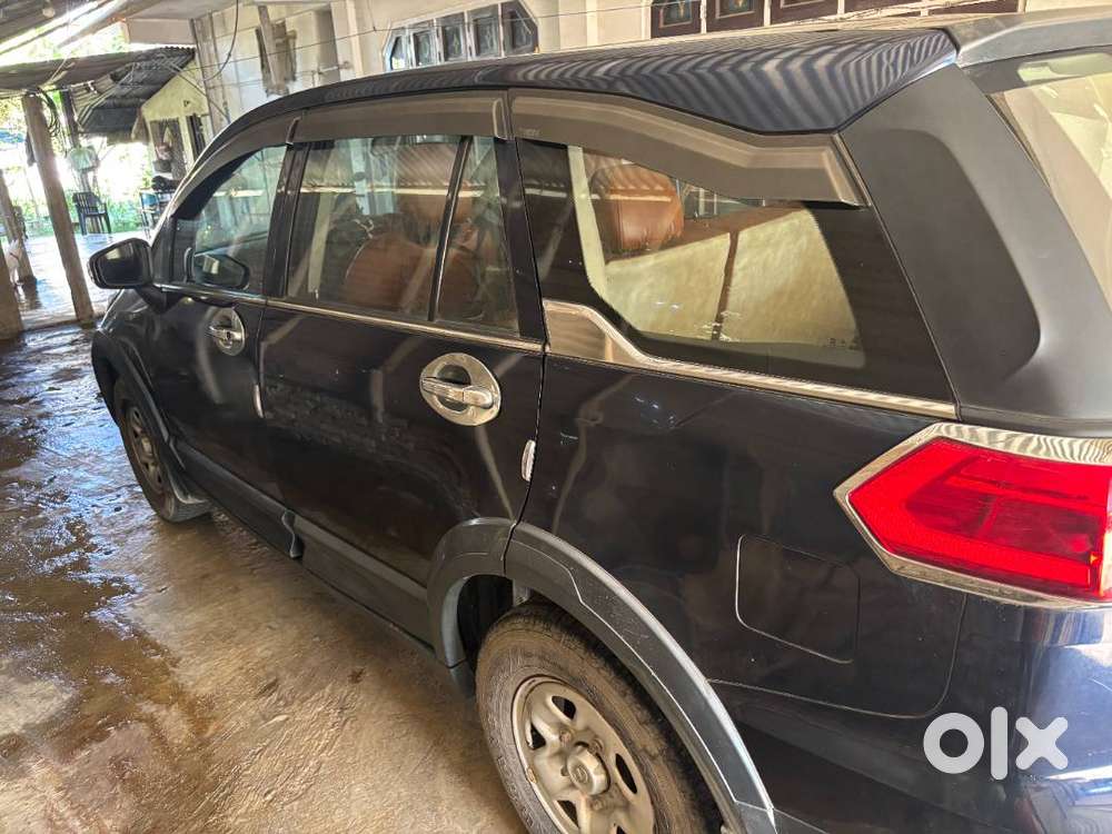 Tata Hexa