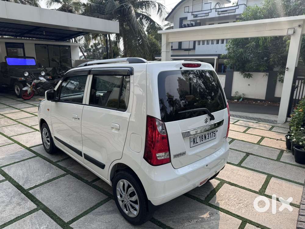 Maruti Suzuki Wagon R Vxi 1.0, 2014, Petrol