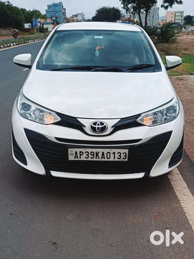Toyota Yaris 1.5 Petrol 2021