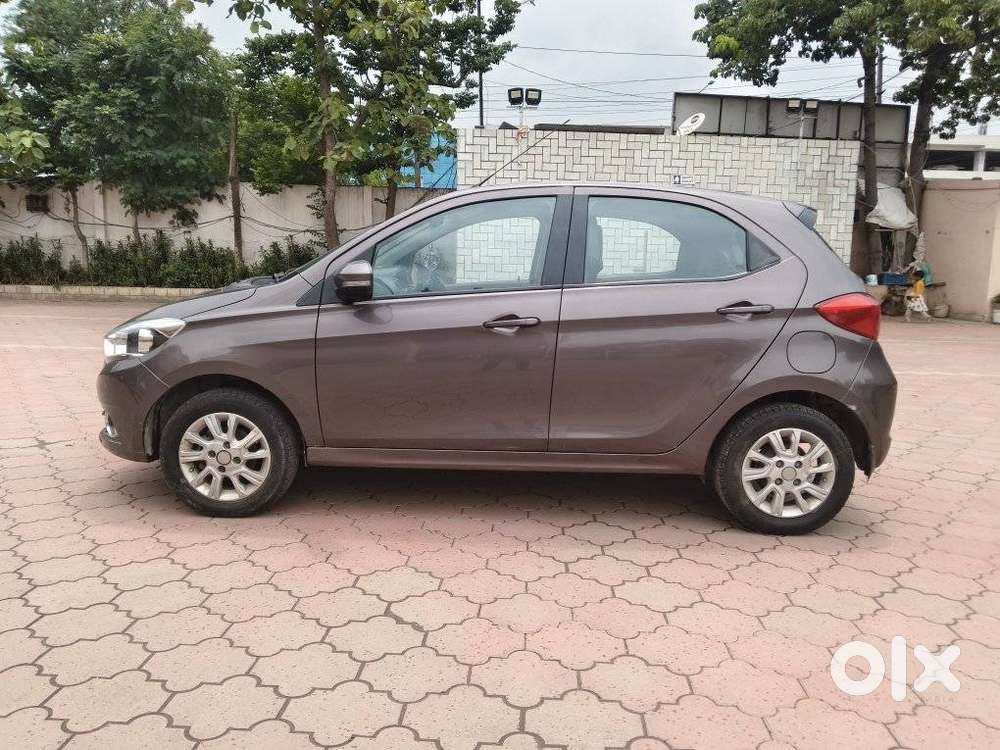 Tata Tiago 1.2 Revotron Xza, 2018, Petrol