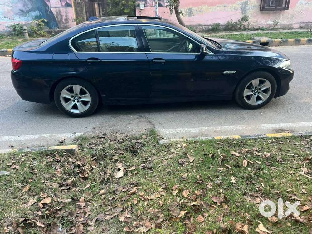 Bmw 5 Series 523i Sedan, 2011, Petrol