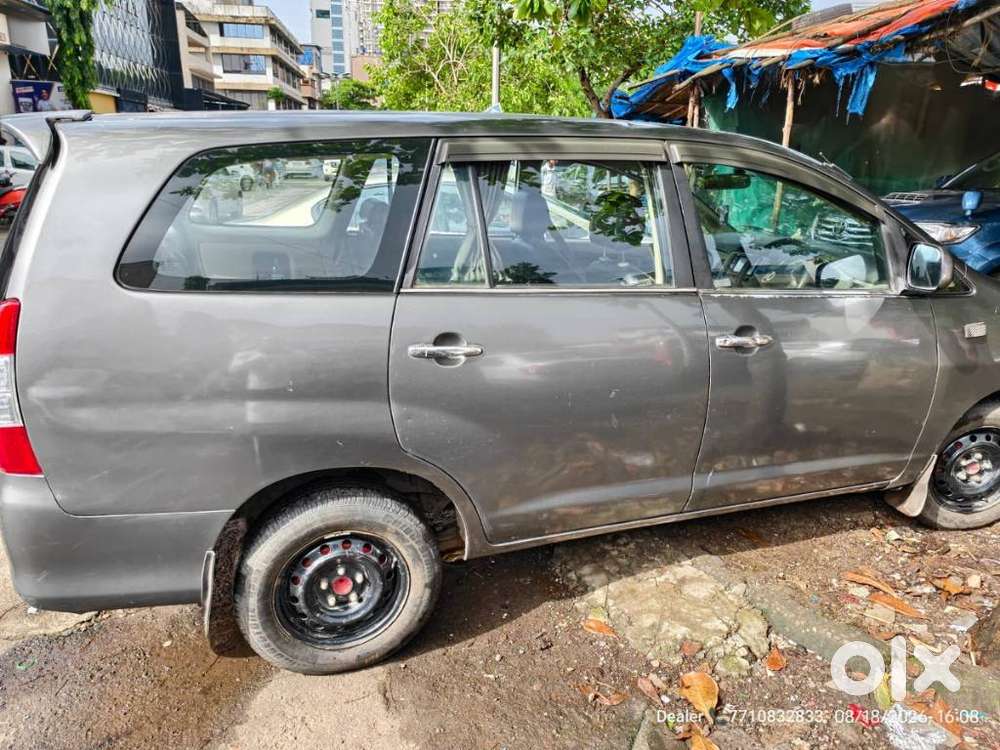 Toyota Innova 2.5 G (diesel) 8 Seater Bs Iv, 2013, Diesel