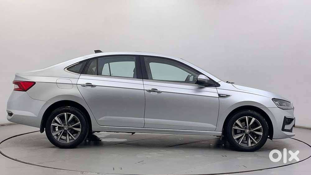 Skoda Slavia Style 1.0l Tsi At, 2022, Petrol