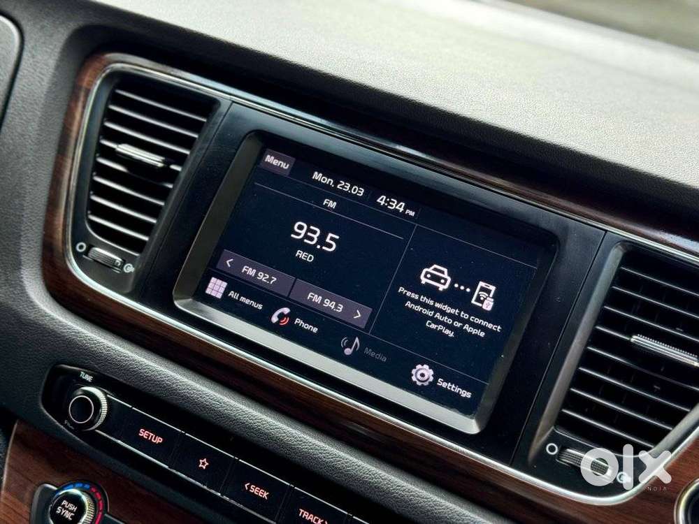 Kia Carnival Prestige, 2023, Diesel