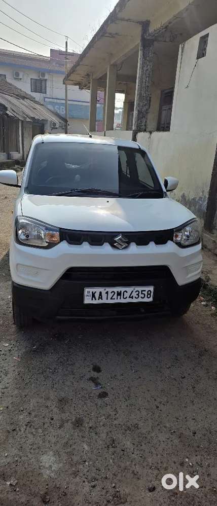 Maruti S-presso Vxi 2025