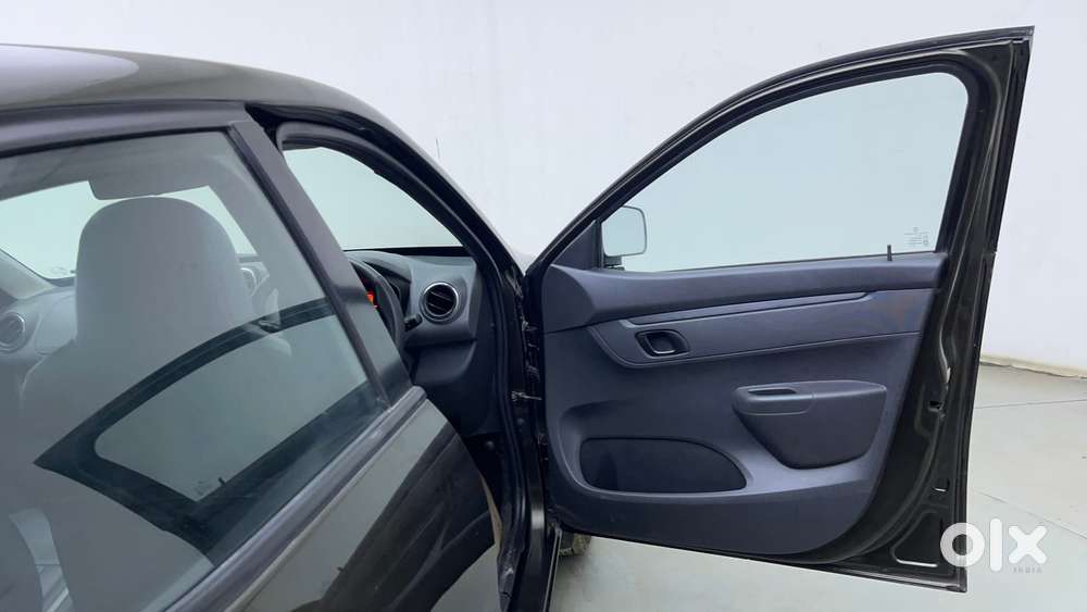 Renault Kwid 1.0 Rxt, 2015, Petrol