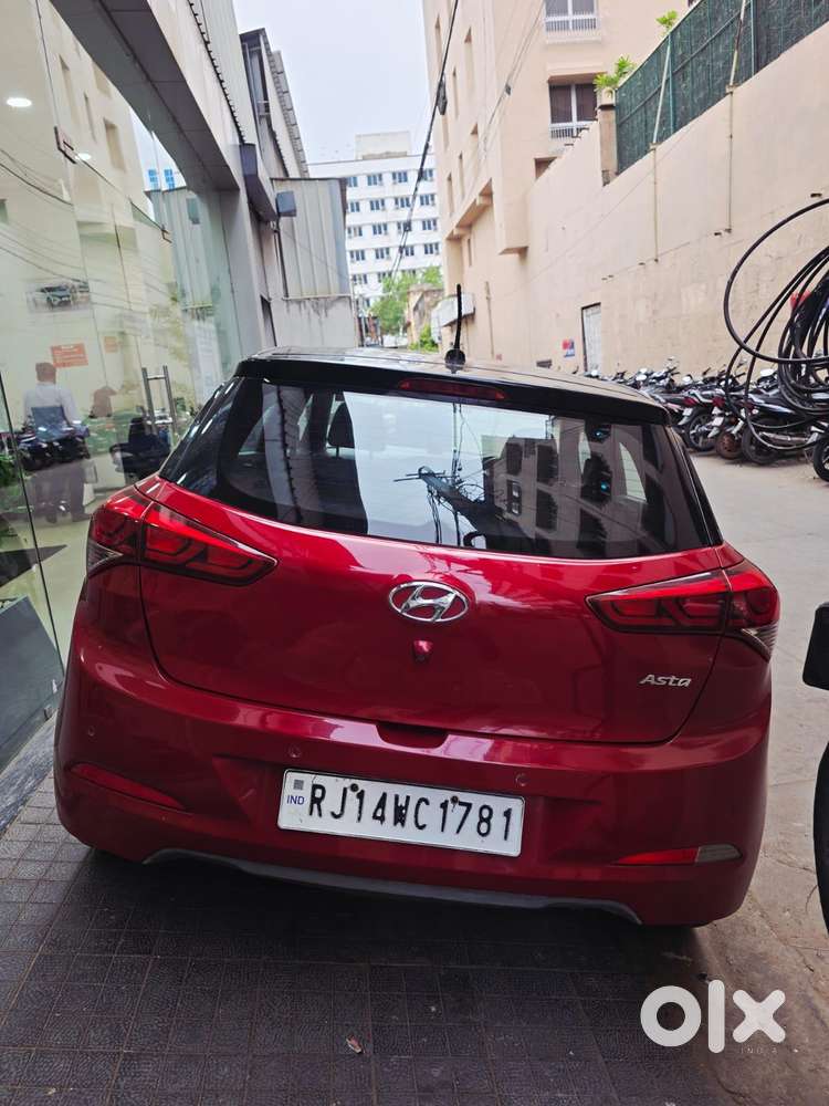 Hyundai New I20 1.5 Asta (o) Mt Dual Tone, 2017, Petrol