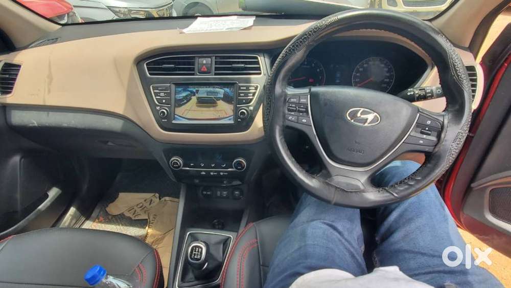 Hyundai I20 Asta (o) 1.2 Mt, 2019, Petrol