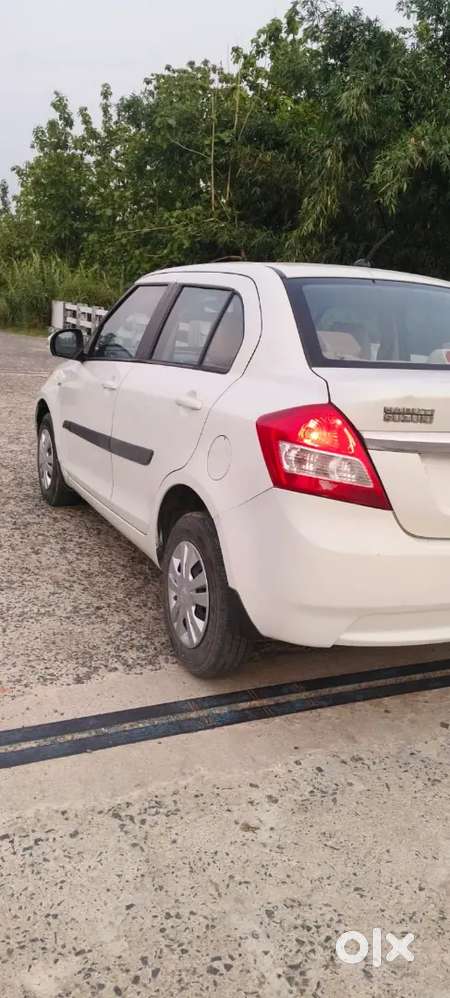 Maruti Suzuki Dzire 2014 Petrol 42000 Km Driven