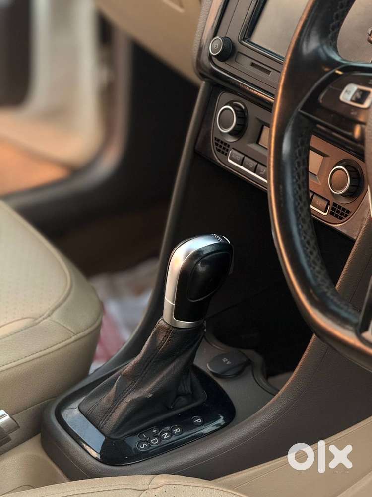 Volkswagen Vento 1.2 Tsi Highline Plus Dsg Automatic Petrol