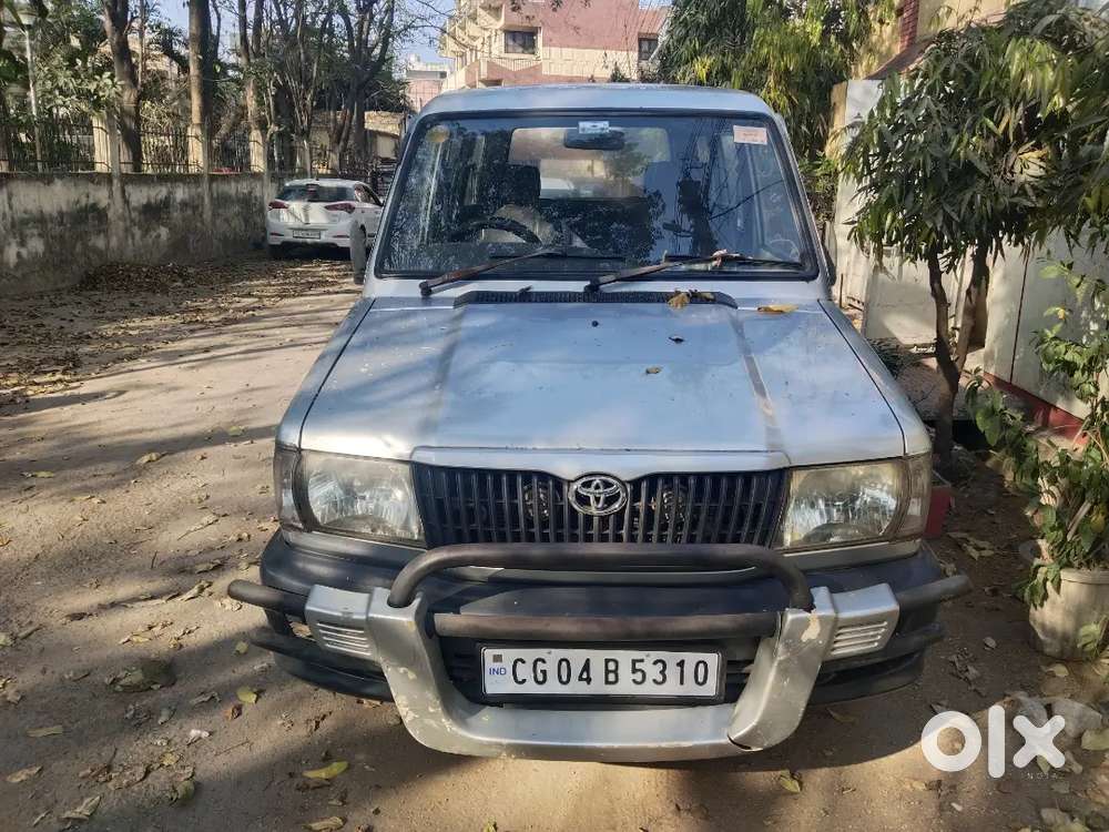 Toyota Qualis 2003 Diesel Well Maintained