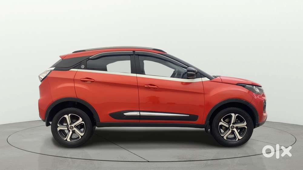 Tata Nexon 1.5 Revotorq Xza Plus S Amt, 2023, Petrol
