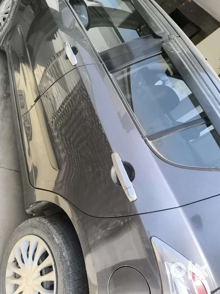Maruti Suzuki Swift 2017 Petrol 90 Km Driven