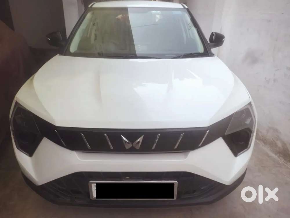 Mahindra Xuv 3xo 2025 Petrol 7000 Km Driven Brand New