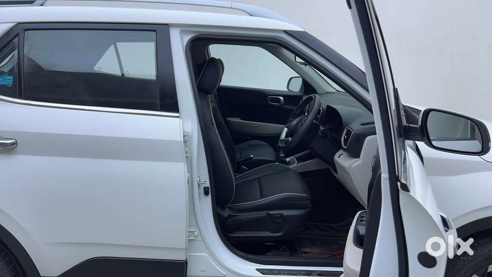 Hyundai Venue Sx (o) Mt 1.0 Turbo, 2024, Petrol