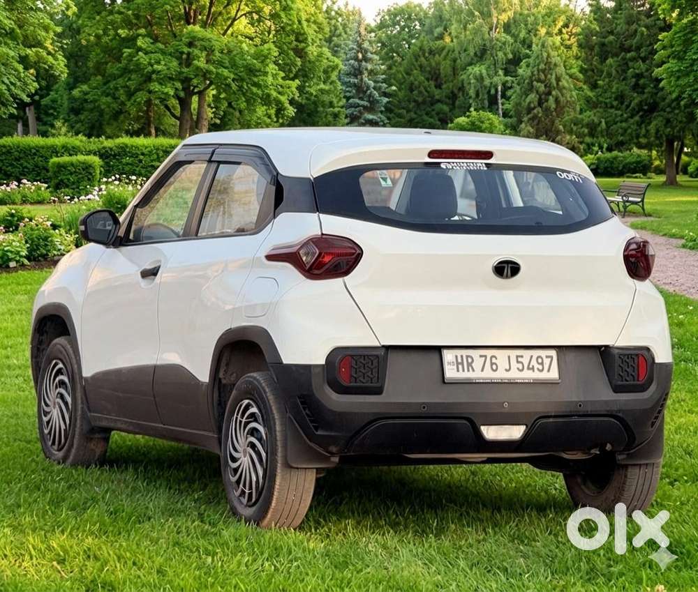 Tata Punch Pure, 2025, Petrol