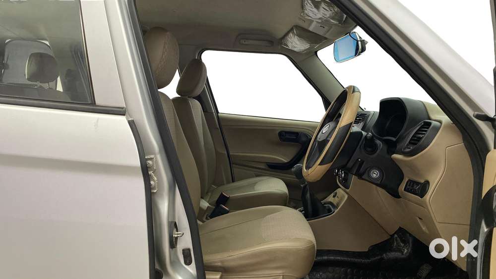 Mahindra Tuv 300 T6 Plus, 2017, Diesel