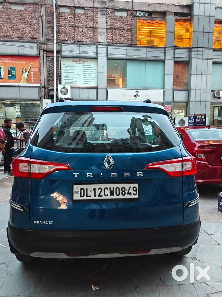 Renault Triber Rxt, 2023, Petrol