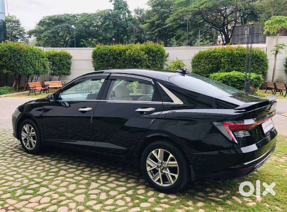 Hyundai Verna 1.5 Sx (o) Vtvt Ivt, 2025, Petrol