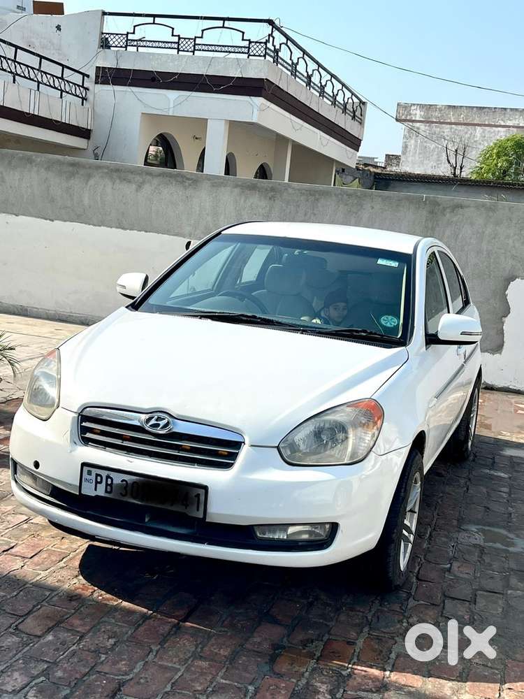 Hyundai Verna 2010 Diesel Well Maintained