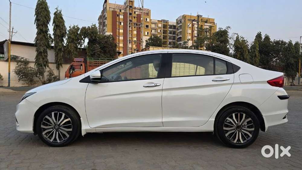 Honda City V At Exclusive, 2017, Petrol