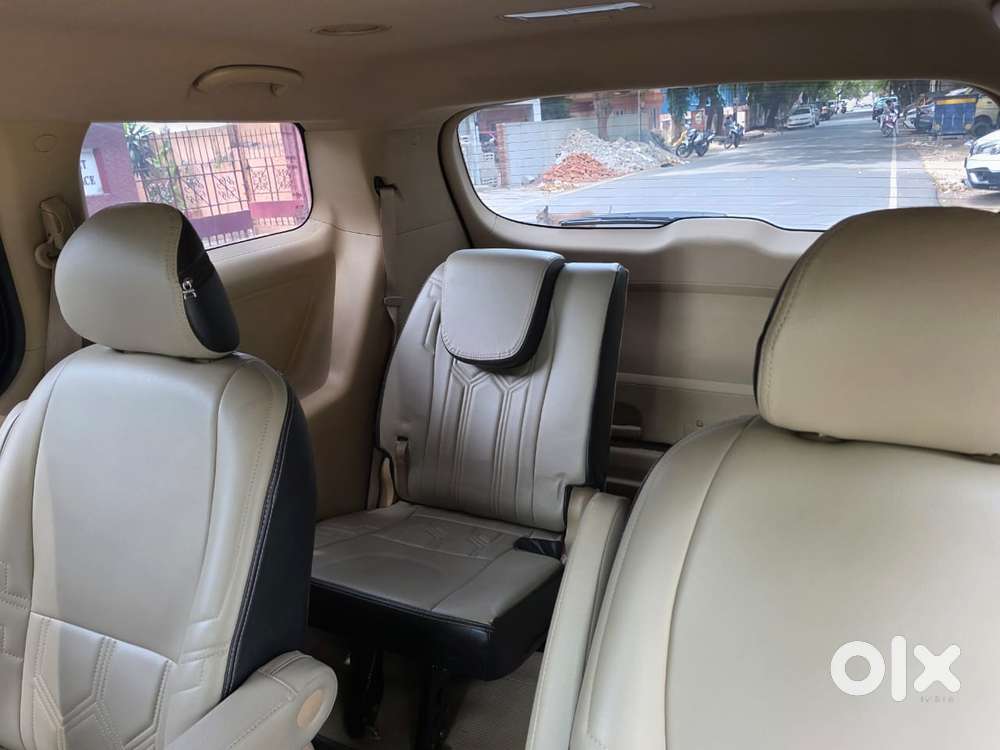 Kia Carnival Premium, 2020, Diesel